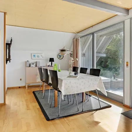 度假居 Gorgeous In With Kitchen