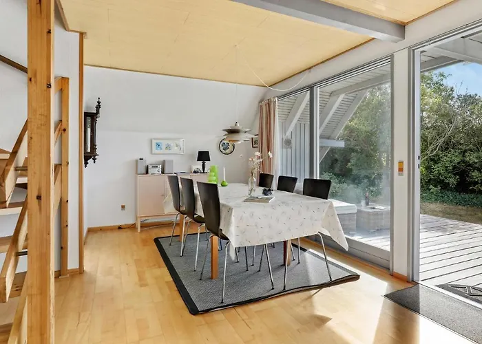 Feriehus Gorgeous In With Kitchen